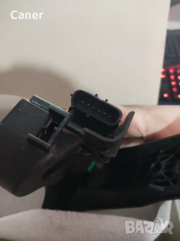 Потенциометър за педала на газта VW Passat B7 / CC 2.0tdi 170 hp DSG Автоматик, снимка 5 - Части - 53386965