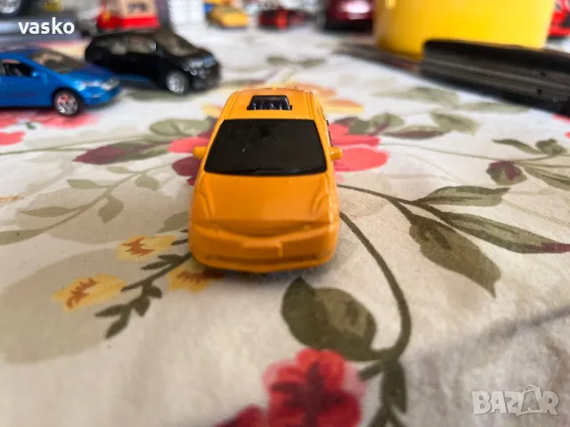 Мачбокс 2015 Toyota, снимка 4 - Колекции - 49902555