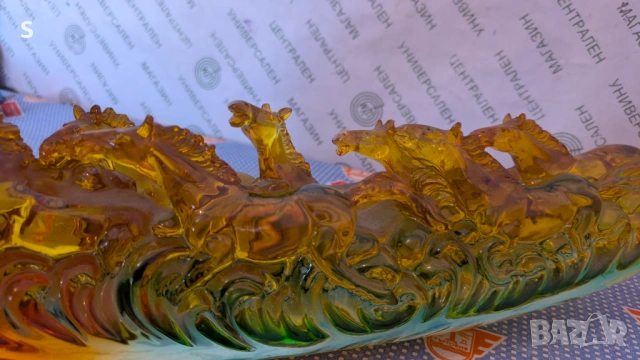 АКРИЛНА СКУЛПТУРА НА КОНЕ, снимка 6 - Статуетки - 53645066