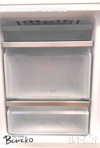 Комбиниран хладилник-фризер за вграждане Siemens KI86SAD30/01, Германия , снимка 3 - Хладилници - 46430687