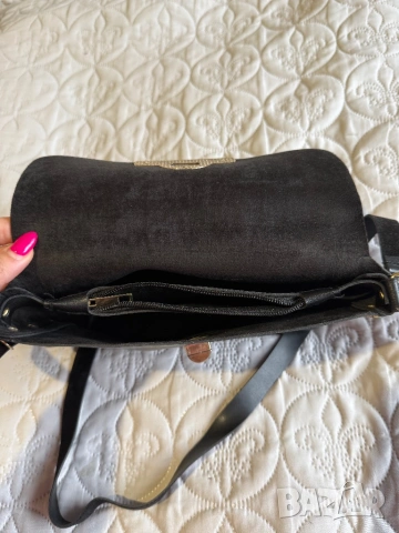 Черна дамска чантичка, снимка 9 - Чанти - 53430301