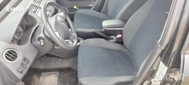 Продавам Suzuki Swift 1,3i Газ-бензин 93000 км., снимка 10 - Автомобили и джипове - 52034111