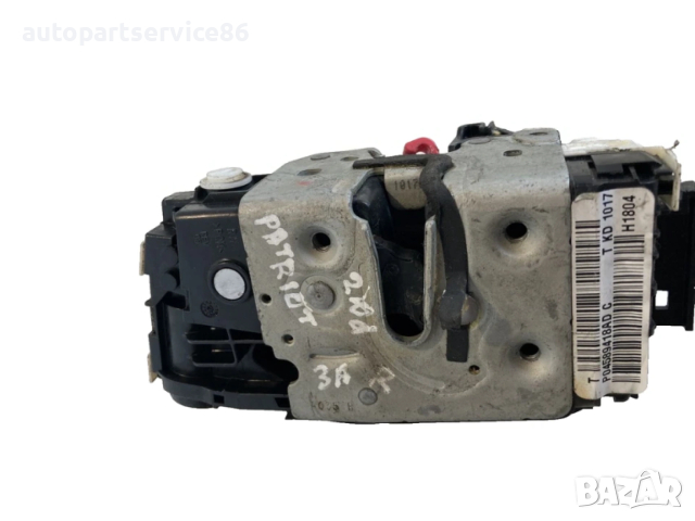 Заключващ механизъм за задна дясна врата за Jeep Patriot 2.0 CRD (2008) P04589418AD 