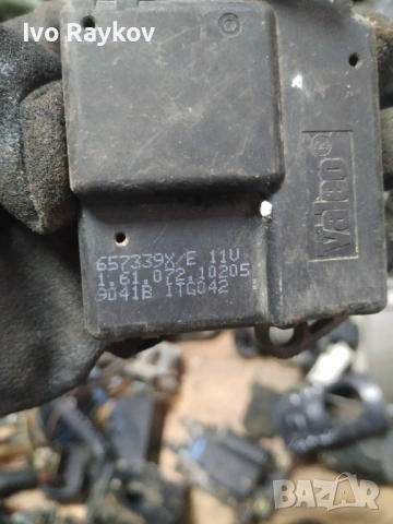 Моторче клапа парно за Renault Megane , 657339X , снимка 3 - Части - 53620534