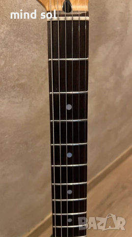 Fender Squier Stratocaster Neck 1993 с къстъм електроника, снимка 3 - Китари - 53830089
