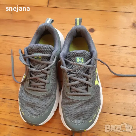 Оригинални маратонки на Under Armour , снимка 3 - Маратонки - 49449480