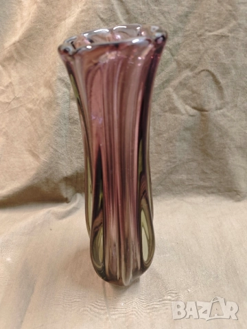 Продавам ваза цветно стъкло , снимка 4 - Вази - 52426024