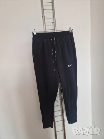 Страхотно мъжко спортно долнище NIKE размер M, снимка 3 - Спортни дрехи, екипи - 53772286