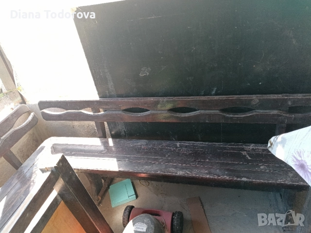 продавам дървена маса с две единични пейки е една двойна ъглова пейка, снимка 8 - Маси - 51533427