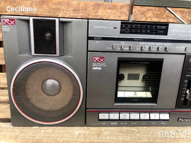 Panasonic RX-C60(25w)  –много свирещ касетофон (boombox), произведен в Япония., снимка 2 - Радиокасетофони, транзистори - 54051749