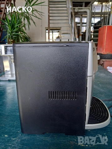 Кафеатомат DeLonghi Magnificа ESAM4400 Made in Itali, снимка 4 - Кафемашини - 53974318