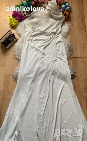 Нова официална бяла рокля с пайети, снимка 2 - Рокли - 45282249