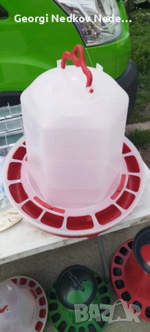 Продавам поилка 