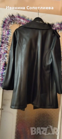 Продавам яке черно изкуствена кожа, снимка 2 - Якета - 52877426