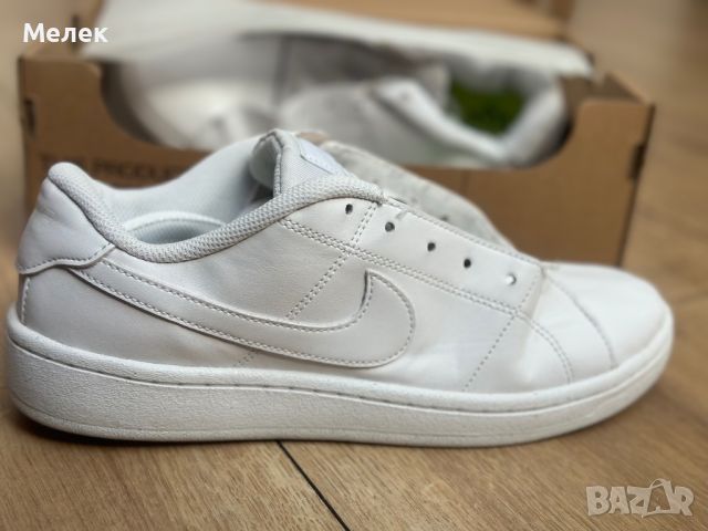 Дамски обувки Nike , снимка 1 - Маратонки - 45145422