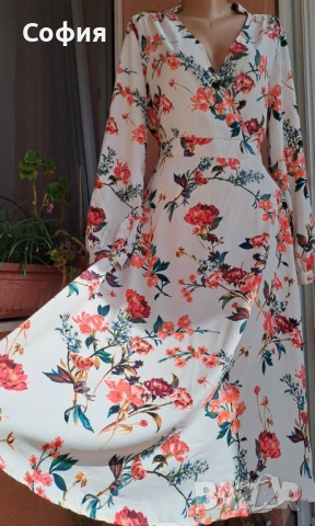 Нова,цветна рокля MORGAN,Р-р 42/М-малък Л