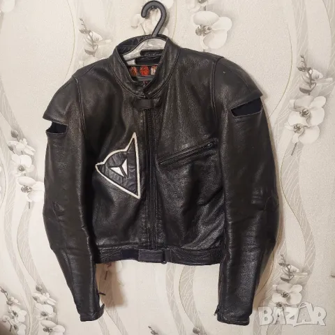 дамско Dainese кожено яке размер 50 с протектори рамене и лакти , снимка 9 - Якета - 49679587
