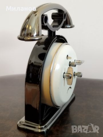 Стар механичен будилник, настолен часовник, снимка 3 - Антикварни и старинни предмети - 46400277