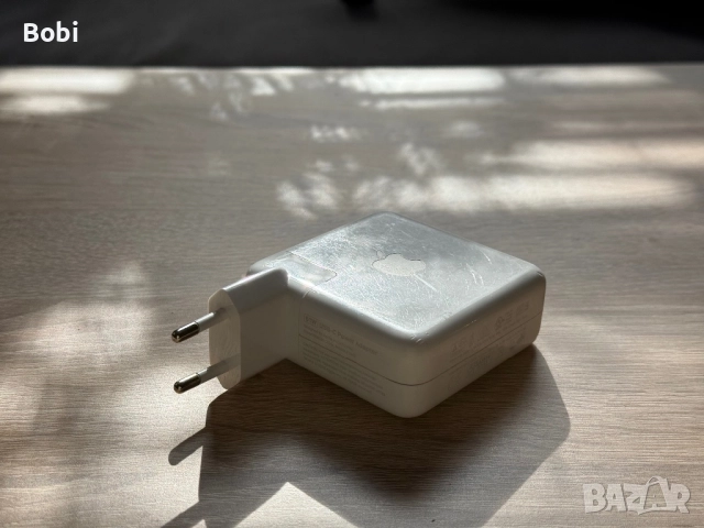  Apple Macbook Power Adapter Charger (A1947) - 61W - USB-C, снимка 7 - Оригинални зарядни - 52401797