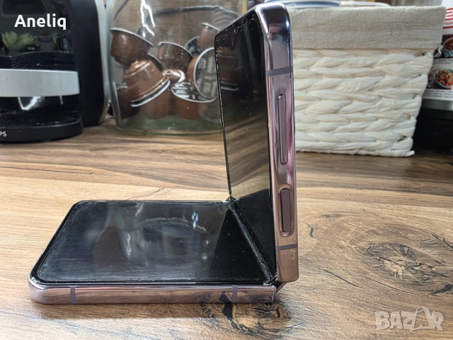 Samsung z flip 4, снимка 4 - Samsung - 52665100