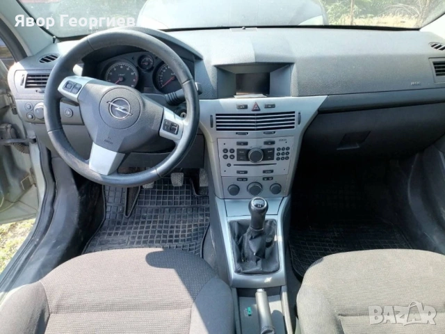Опел Астра 1.6 агу 2011год., снимка 7 - Автомобили и джипове - 53572517