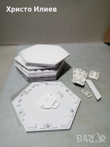 Светлинни панели Nanoleaf Shapes Hexagons Starter 9 броя бели, снимка 10 - Други - 52534641