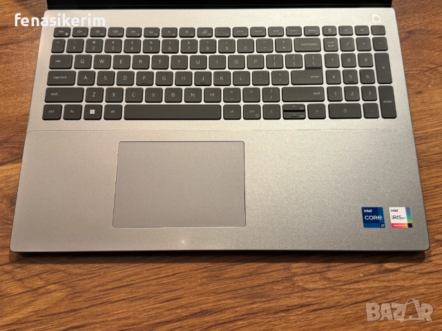 НОВ 16' WUXGA Core i7-1260p DELL Vostro 5620 16GB DDR4/512GB NVMe/Подсветкa/Бат 8ч/Iris Xe, снимка 11 - Лаптопи за работа - 52584886