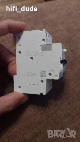 Дефектнотокова защита Schneider C20A, снимка 2 - Друга електроника - 52313718