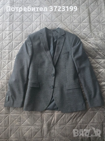 Мъжко сако, снимка 2 - Костюми - 53660946