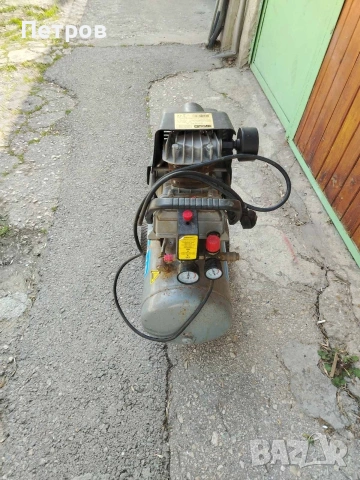 Компресор за въздух 24 литра 8 бара, снимка 2 - Компресори - 54220703