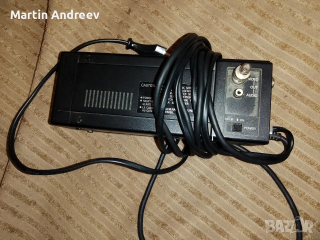 Продавам отлично работеща стара VHS видеокамера, снимка 11 - Антикварни и старинни предмети - 53335700