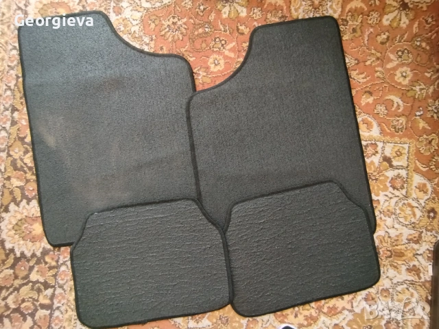 Универсални мокетни стелки, снимка 2 - Аксесоари и консумативи - 54083043