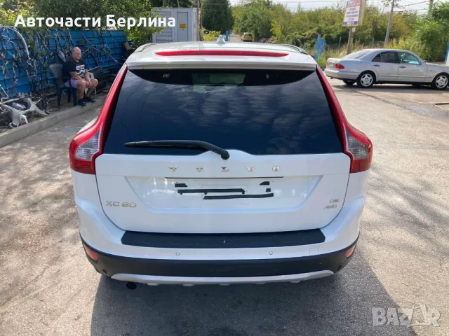 Volvo XC 60 2.4D, снимка 7 - Автомобили и джипове - 47000571