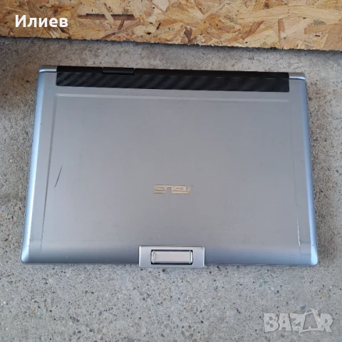 Лаптоп Asus F5VL