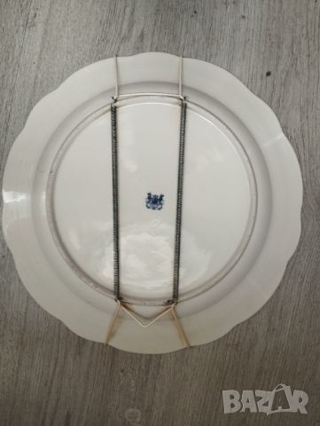 Порцеланова чиния за декорация, снимка 4 - Антикварни и старинни предмети - 46349756