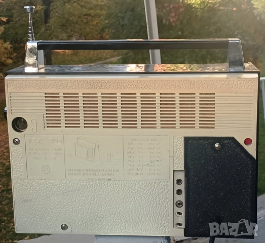 75 🎶 VEF-204 – Ретро радио със съвременно звучене 🎶, снимка 3 - Антикварни и старинни предмети - 52231805