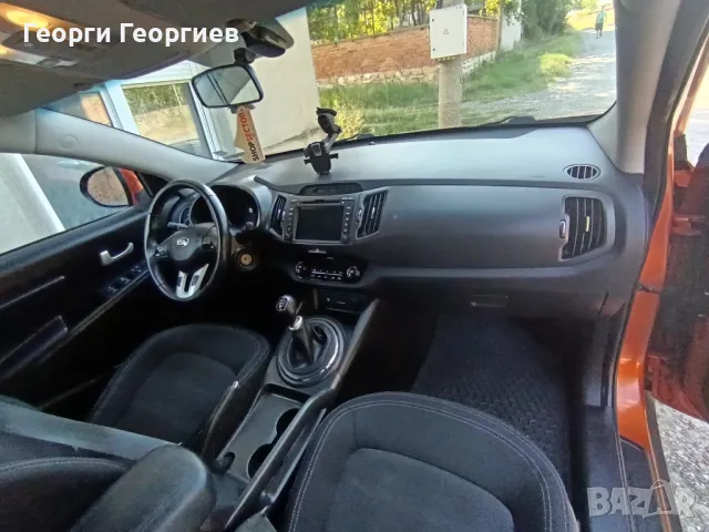 Продавам  Kia Sportage, снимка 9 - Автомобили и джипове - 47455669