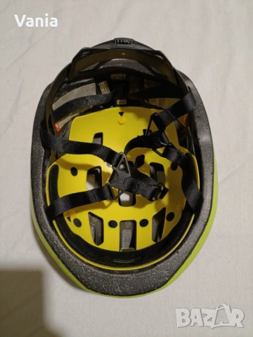Specialized Bike Helmet, снимка 3 - Аксесоари за велосипеди - 54242484