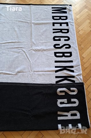 BIKKEMBERGS- Плажна кърпа