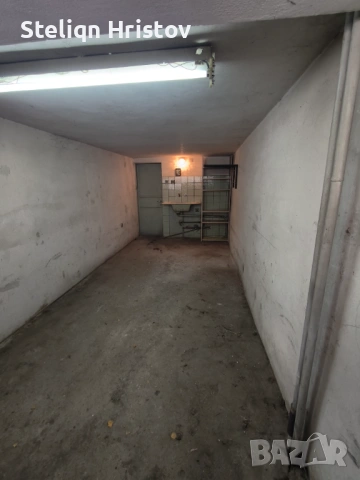 Продава се гараж в идеален център град Плевен, снимка 8 - Гаражи и паркоместа - 54100585