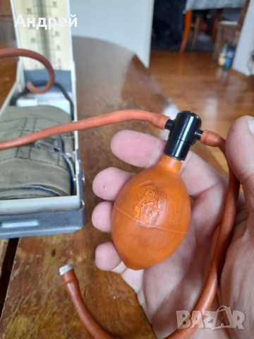 Стар апарат за кръвно налягане #2, снимка 4 - Антикварни и старинни предмети - 54294665