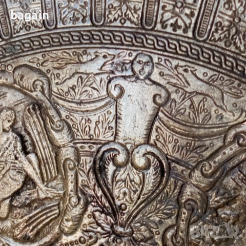 Уникален бронзов поднос., снимка 3 - Антикварни и старинни предмети - 54260840