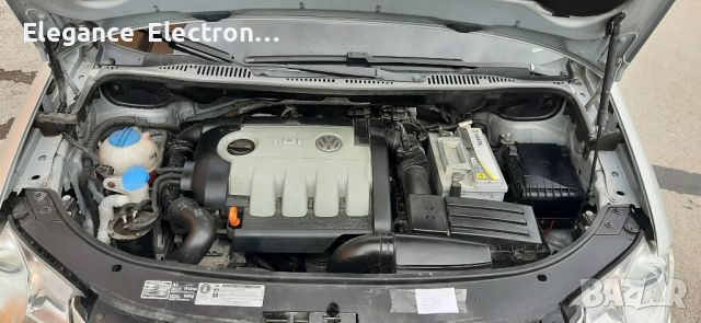 Vw Touran 1.9 TDi 105к.с High - Line, снимка 18 - Автомобили и джипове - 45818317