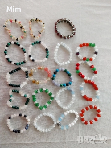 Гривни от естествени перли, снимка 3 - Гривни - 52016585