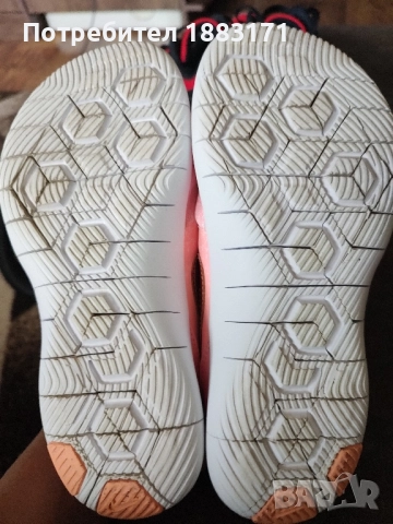 Детски маратонки на Найк , снимка 6 - Детски маратонки - 51940989