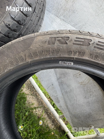 Гуми 235/45/17 , снимка 3 - Гуми и джанти - 54257690