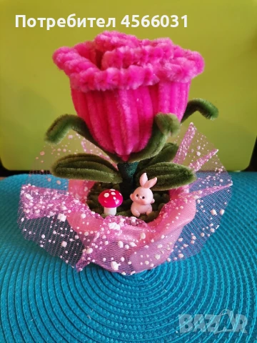 Керамична кашпа с цвете, снимка 2 - Изкуствени цветя - 51381420