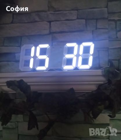 Дигитален часовник с будилник , снимка 1 - Други - 45990404