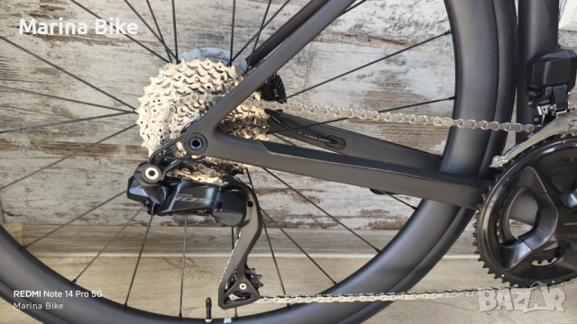 DEMO карбонов шосеен велосипед Scott Addict RC30 Disc Shimano 105 Di2 Syncros Capital| L, снимка 3 - Велосипеди - 54226873