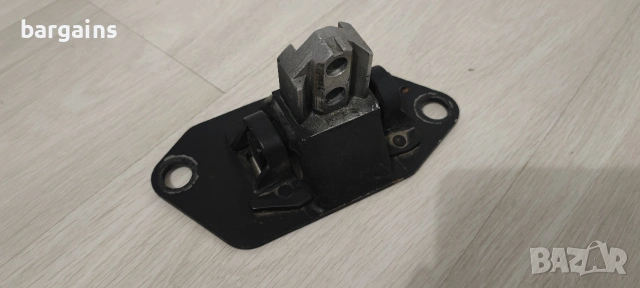Тампон за двигател Volvo s60/v70/xc70/xc90/d5 , снимка 6 - Части - 53939328